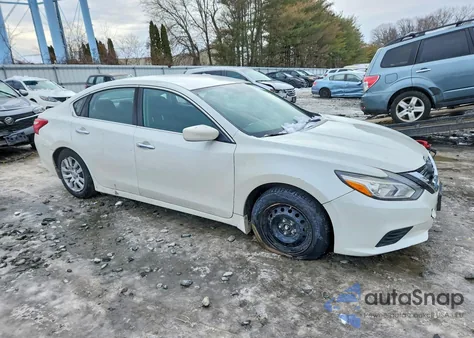 2017 Nissan Altima 2.5 z USA, uszkodzony, nr VIN 1N4AL3AP5HN328043